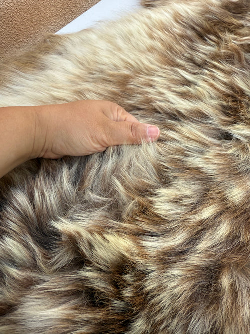 Golden Brown Brindle Medium Wool Sheepskin N013 - 38"