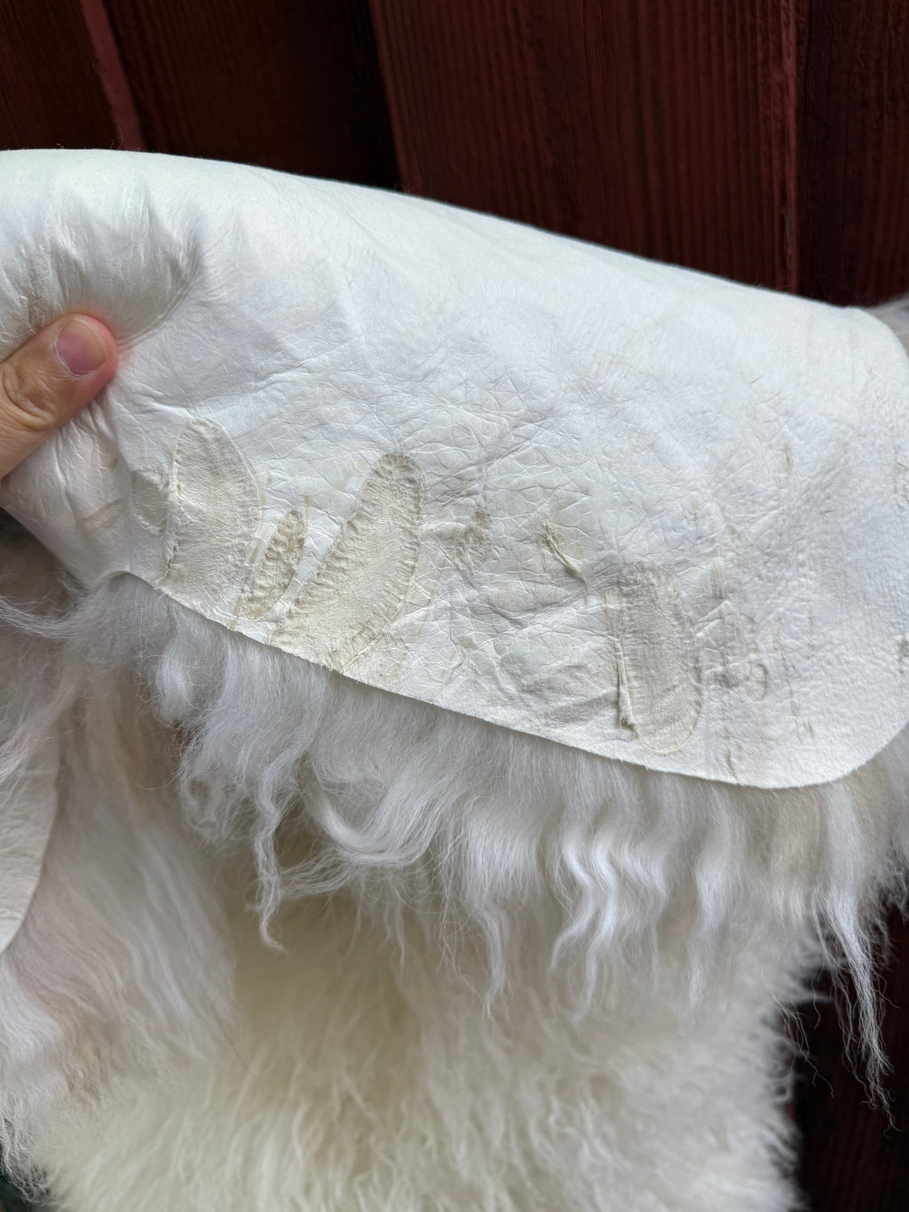 Long Wool Sheepskin Rug N915 - 42"