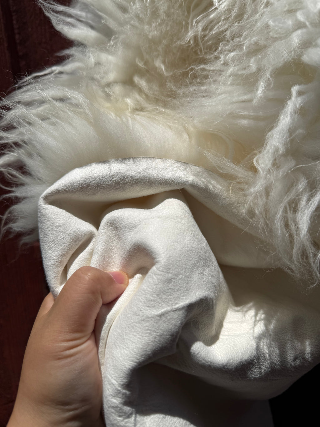 Fluffy Long Wool Genuine Sheepskin Rug N577 - 43"