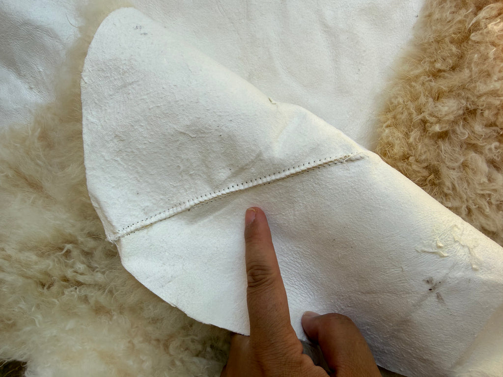 Short Curly Wool Genuine Sheepskin Rug N031 - 46"